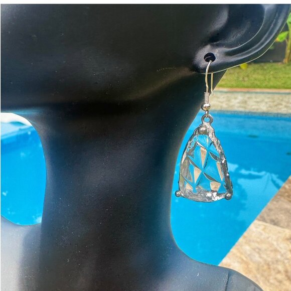 Anchor Hocking Crystal Glass Artisan Earrings W/ Silver Blend Bezel & 925 Hooks - Picture 1 of 16